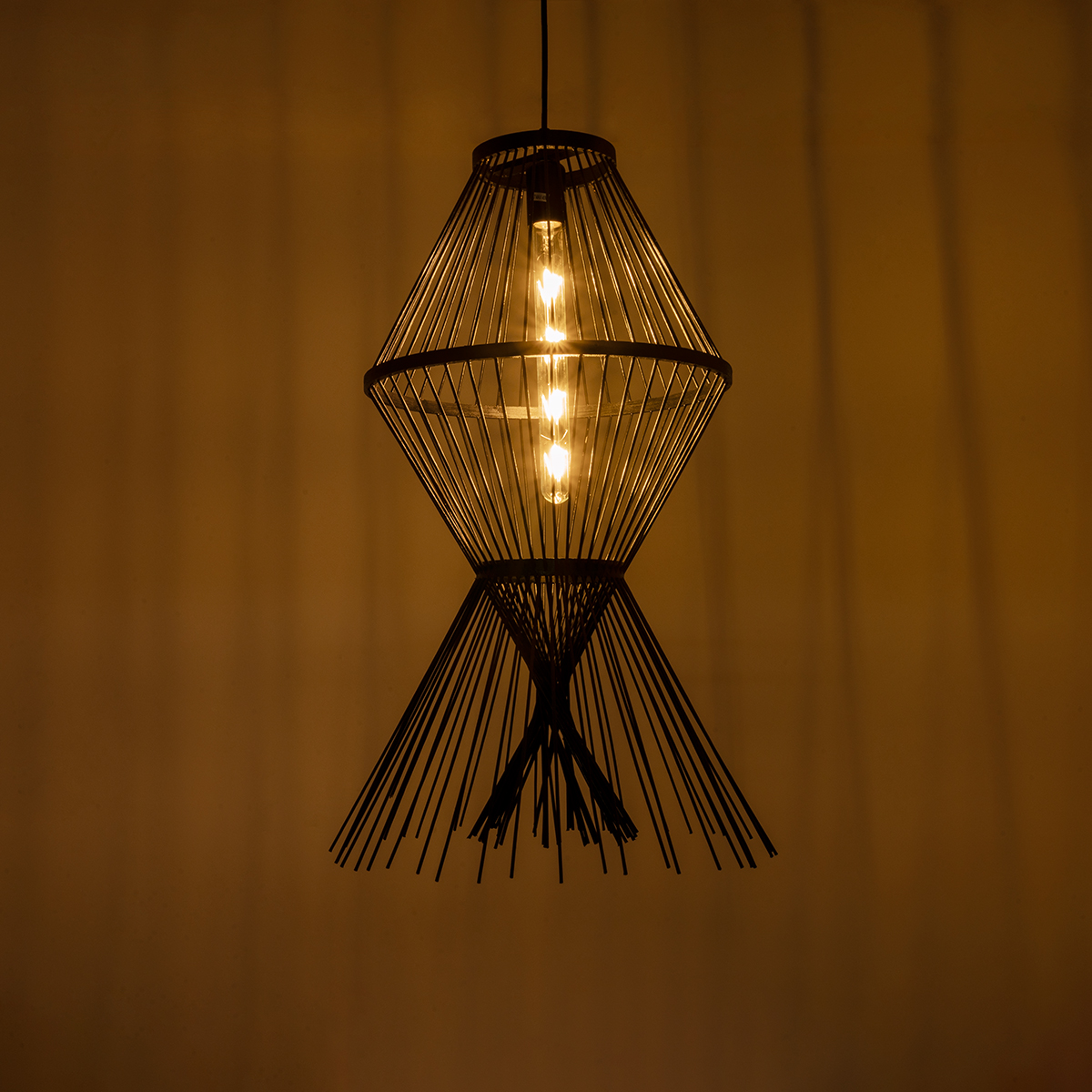 GLOBOSTAR® YOSHI 01929 Boho Κρεμαστό Φωτιστικό Οροφής με Ντουί 1 x E27 AC 220-240V IP20 - Μαύρο - Μ35 x Π35 x Υ60cm - Image 3
