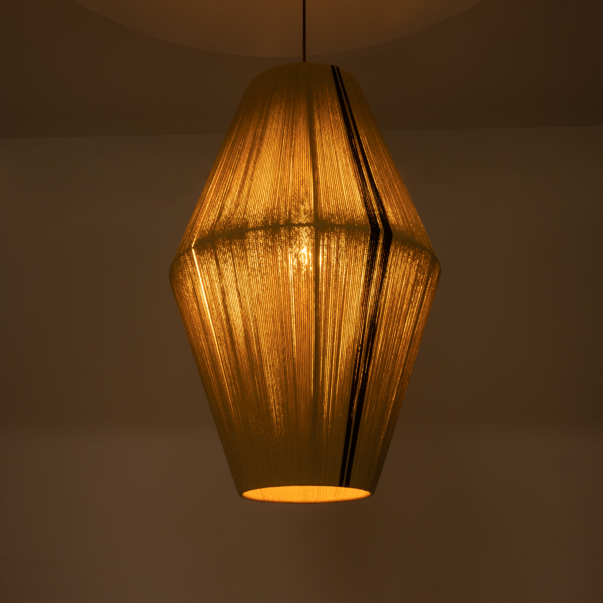 GLOBOSTAR® SALERNO 02077 Boho Κρεμαστό Φωτιστικό Οροφής με Ντουί 1 x E27 AC 220-240V IP20 - Μπεζ & Μαύρο - Μ50 x Π50 x Υ80cm - Image 3