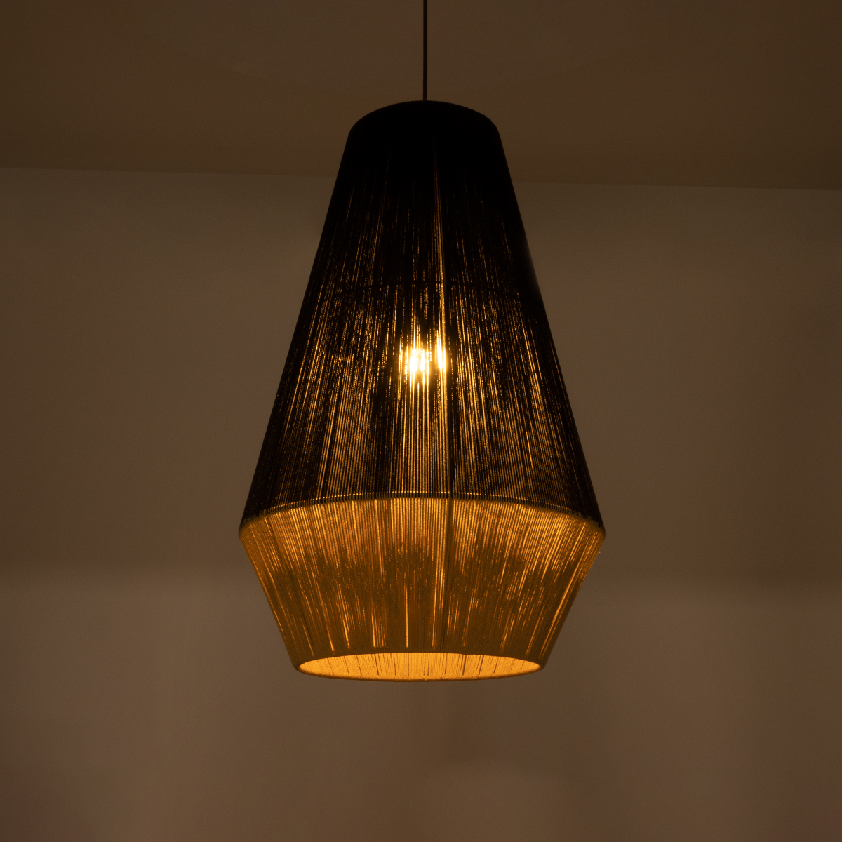 GLOBOSTAR® SALERNO 02080 Boho Κρεμαστό Φωτιστικό Οροφής με Ντουί 1 x E27 AC 220-240V IP20 - Μαύρο & Μπεζ - Μ50 x Π50 x Υ80cm - Image 3
