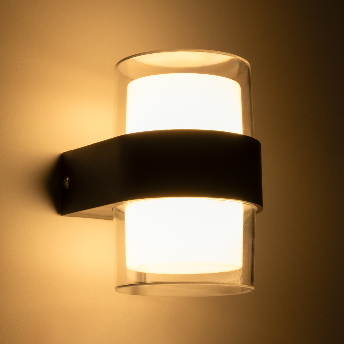 GLOBOSTAR® EMPIRE 60777 Μοντέρνο Φωτιστικό Τοίχου - Απλίκα LED 10W 1050lm 120° AC 220-240V Αδιάβροχο IP65 Θερμό Λευκό 2700K - Bridgelux SMD Chip & TÜV SÜD Driver - Διάφανο & Μαύρο Ματ - M10 x Π11 x Υ13.5cm - 3 Χρόνια Εγγύηση - Image 7