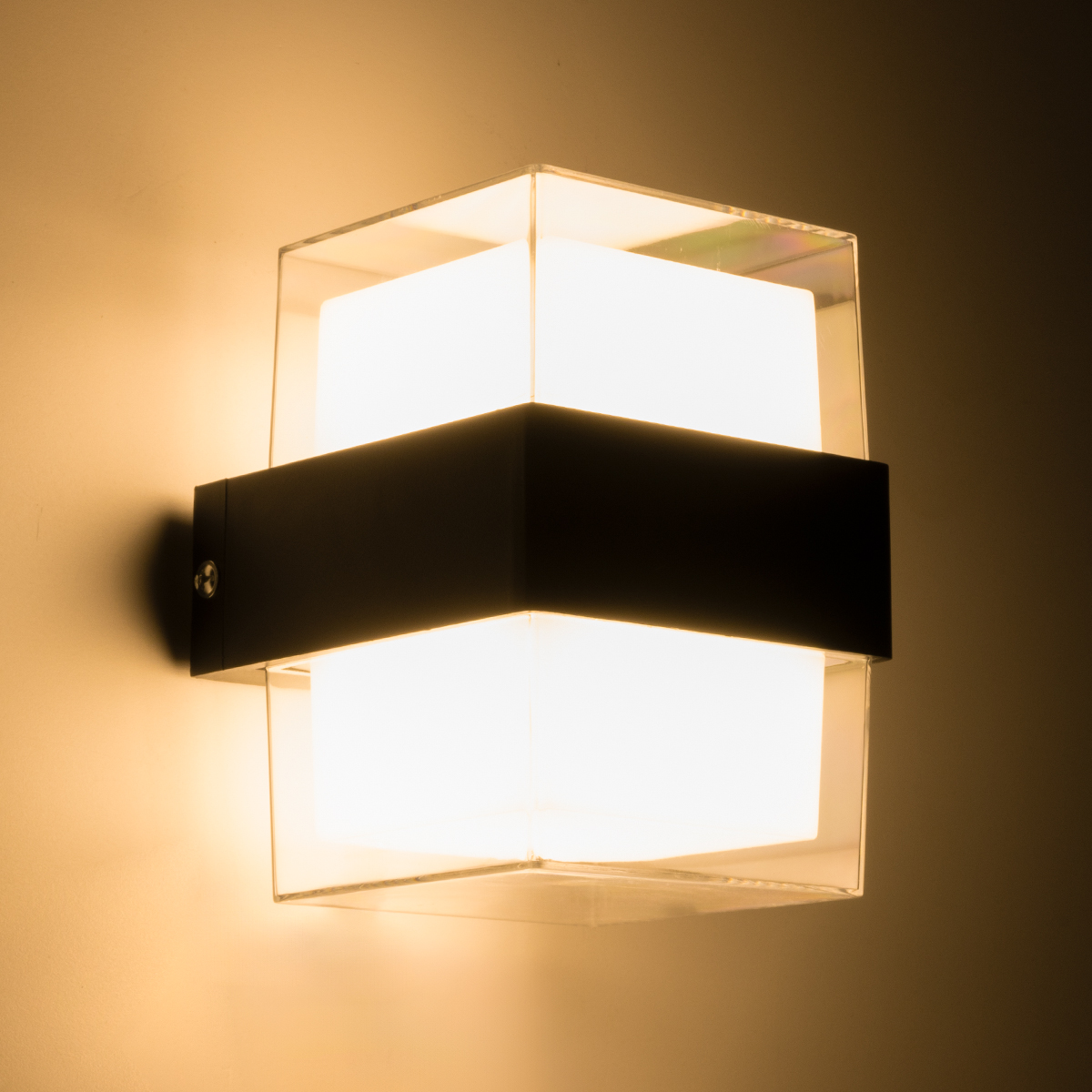 GLOBOSTAR® EMPIRE 60779 Μοντέρνο Φωτιστικό Τοίχου - Απλίκα LED 10W 1050lm 120° AC 220-240V Αδιάβροχο IP65 Θερμό Λευκό 2700K - Bridgelux SMD Chip & TÜV SÜD Driver - Διάφανο & Μαύρο Ματ - Μ10.5 x Π9 x Υ13cm - 3 Χρόνια Εγγύηση - Image 7