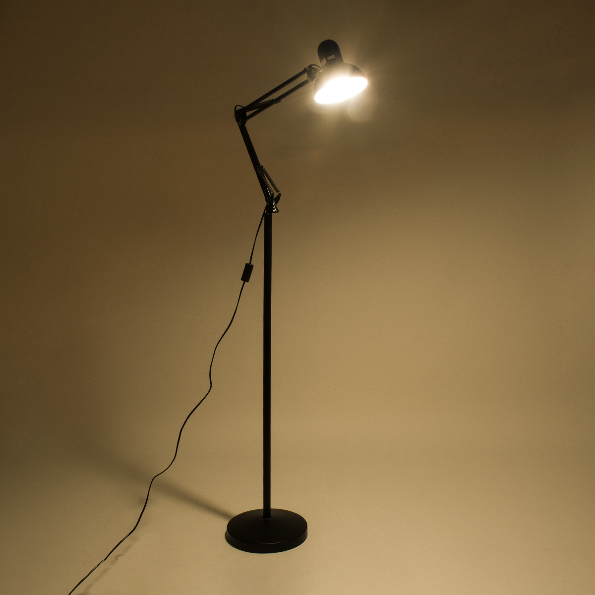 GLOBOSTAR® AUDREY 01468 Vintage Επιδαπέδιο Φωτιστικό με Ντουί 1 x E27 AC 220-240V IP20 - Μαύρο - Μ15 x Π15 x Υ190cm - Image 3