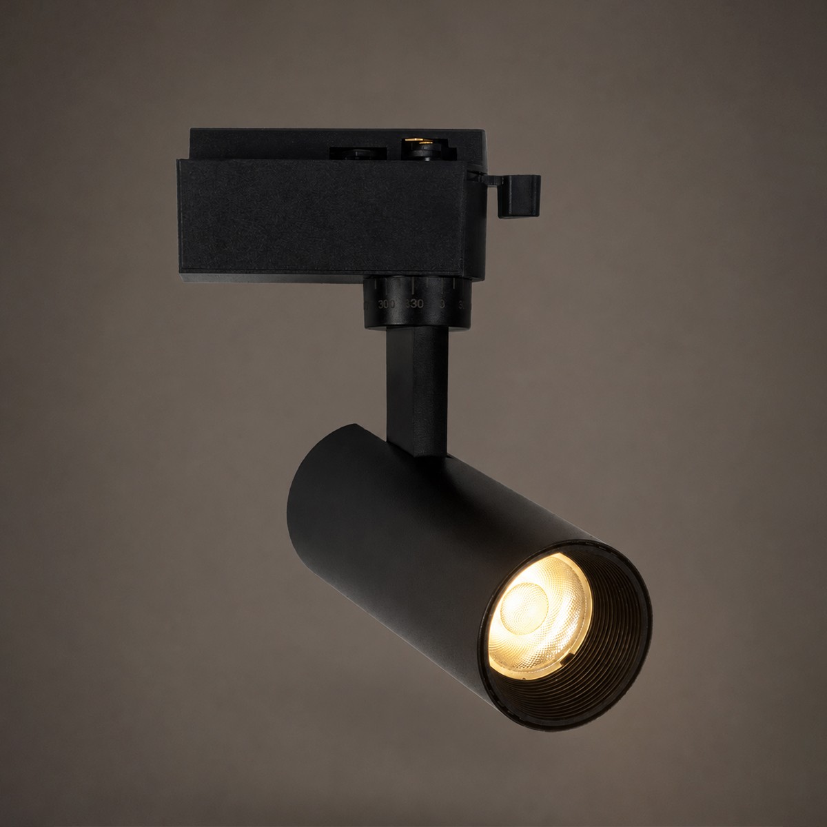 GLOBOSTAR® LUGANO 60804 Μονοφασικό Σποτ Ράγας LED 10W 1250lm 36° AC 220-240V IP20 Φυσικό Λευκό 4500K - Bridgelux COB Chip & TÜV SÜD Driver - Eurotrack 1PH - Μαύρο Ματ - Μ8.5 x Π5 x Υ18cm - 5 Χρόνια Εγγύηση - Image 2
